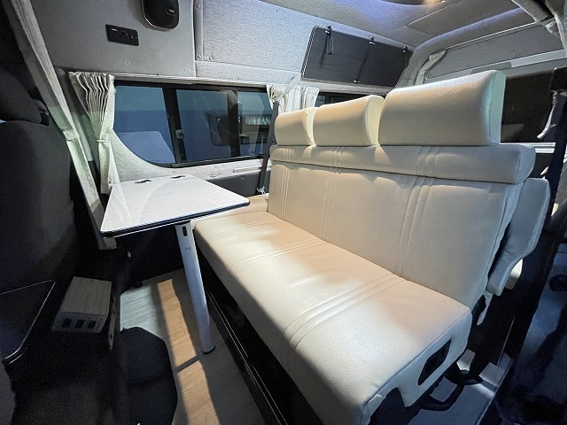 キャンピングカーバンコン