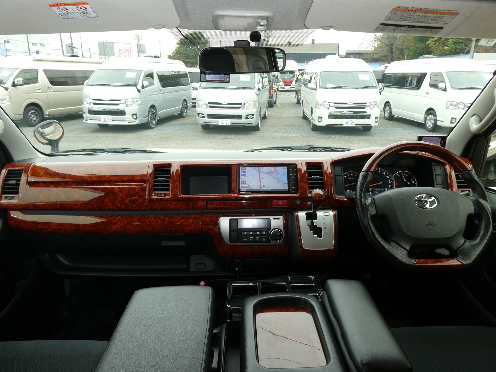 キャンピングカーバンコン