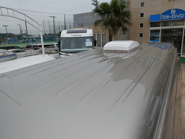 キャンピングカーバンコン