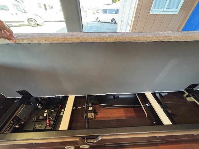 キャンピングカーバンコン