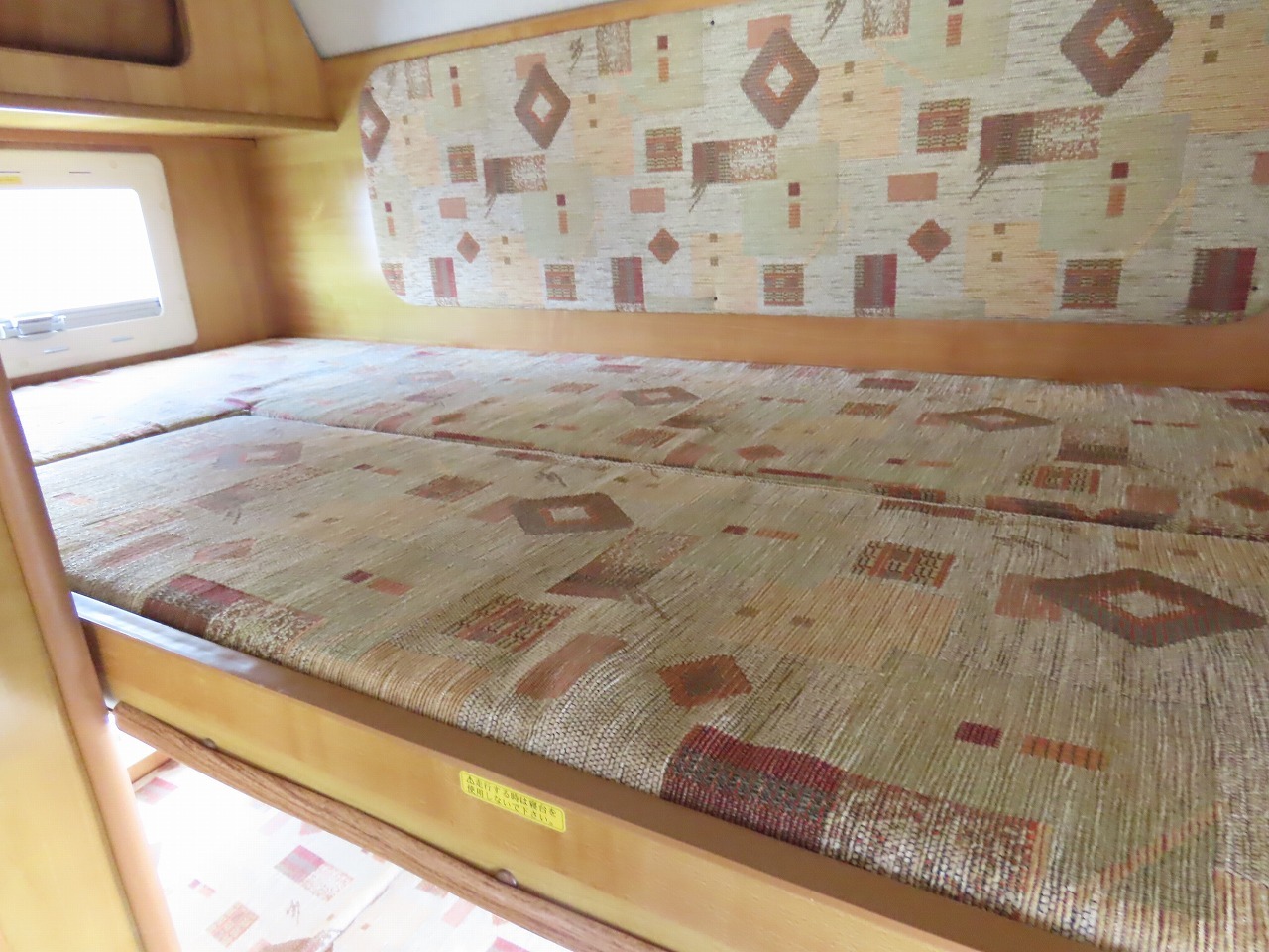 キャンピングカーキャブコン