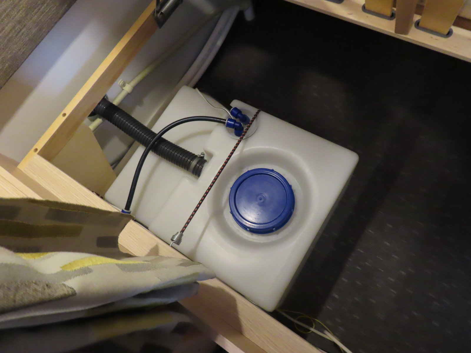 キャンピングカートレーラー