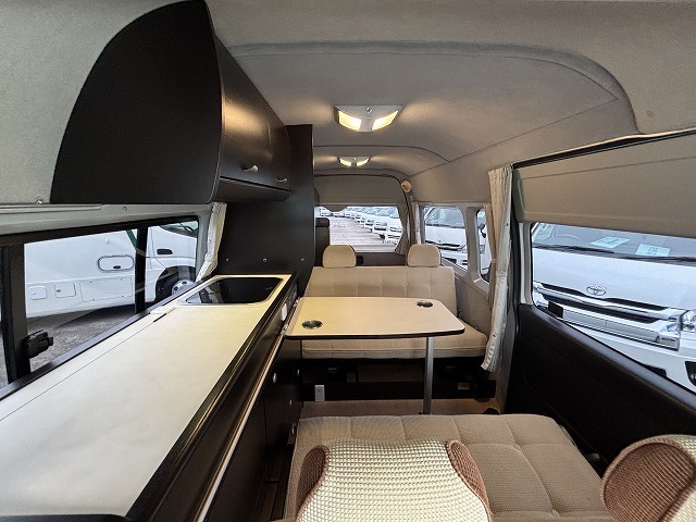 キャンピングカーバンコン