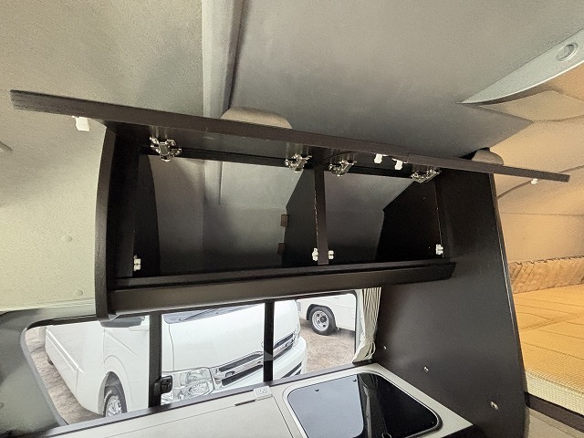 キャンピングカーバンコン