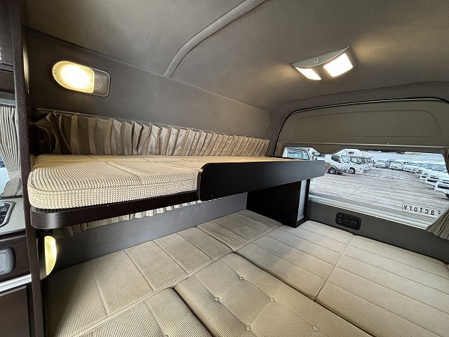 キャンピングカーバンコン