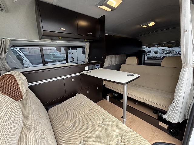 キャンピングカーバンコン