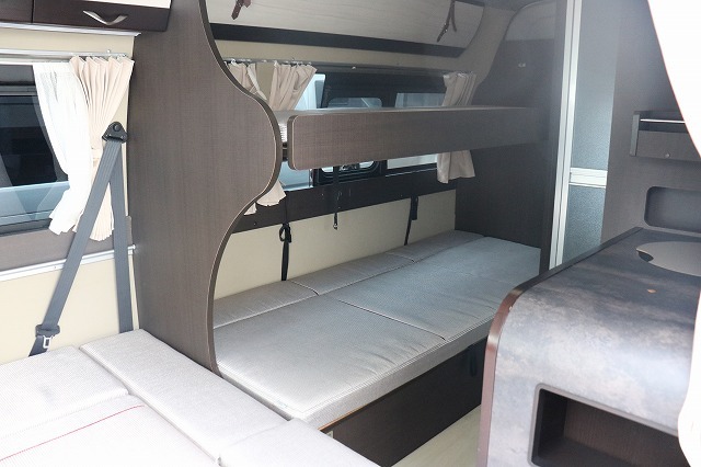 キャンピングカーバンコン