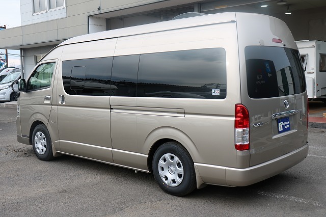 キャンピングカーバンコン