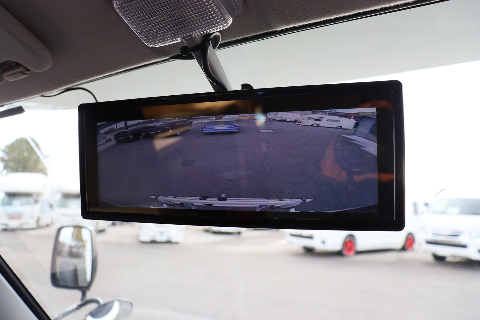 キャンピングカーキャブコン