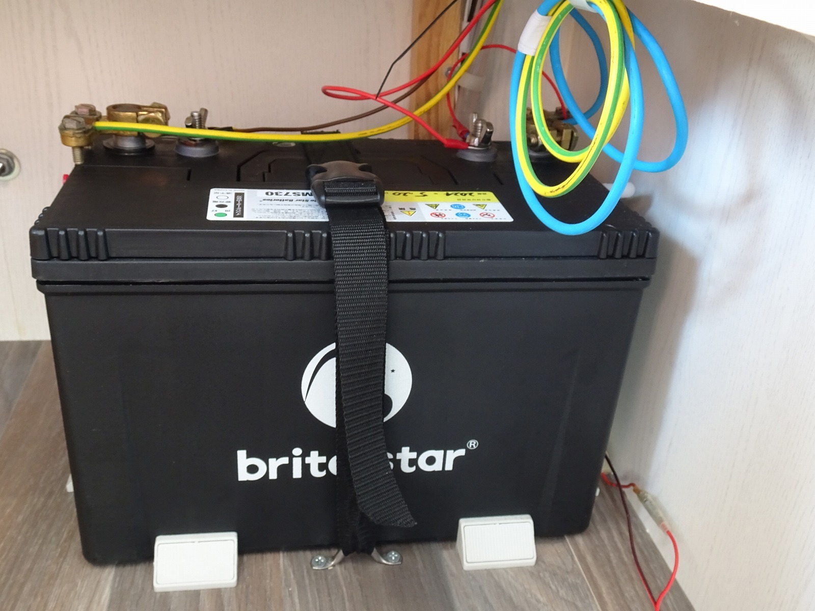 キャンピングカートレーラー