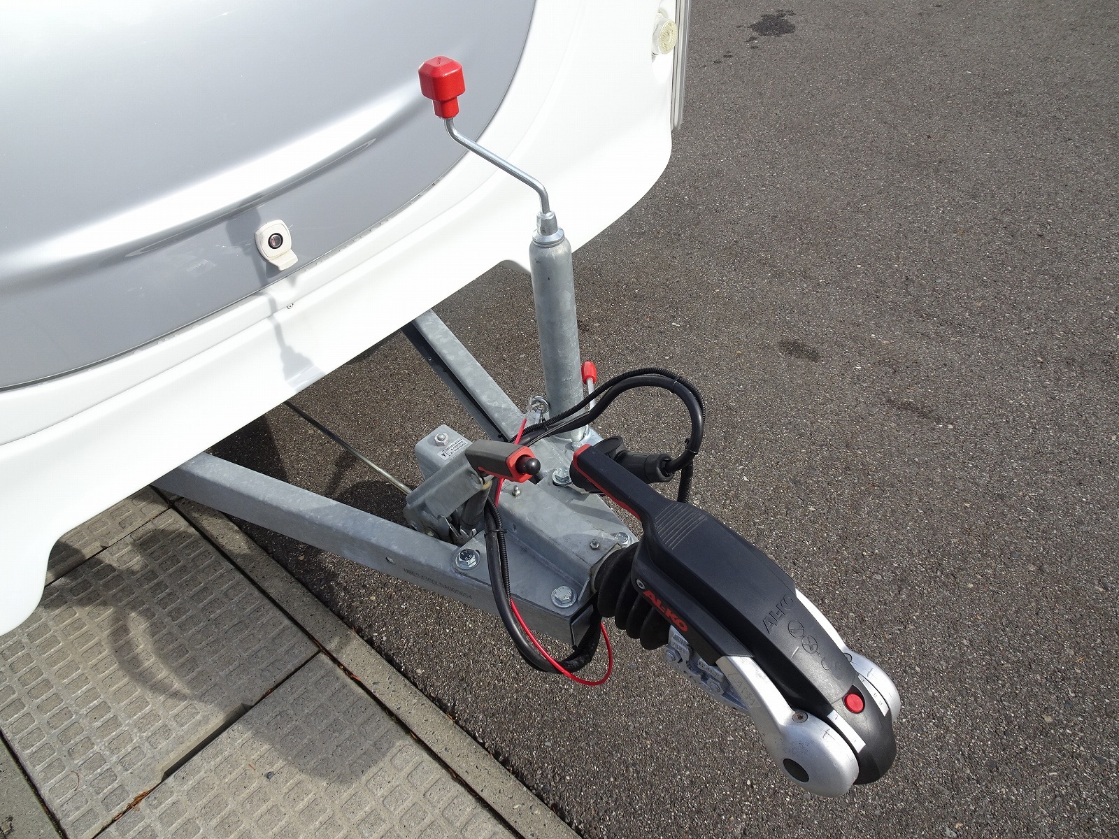 キャンピングカートレーラー