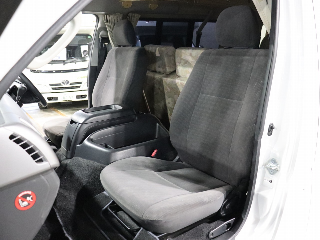 キャンピングカーバンコン