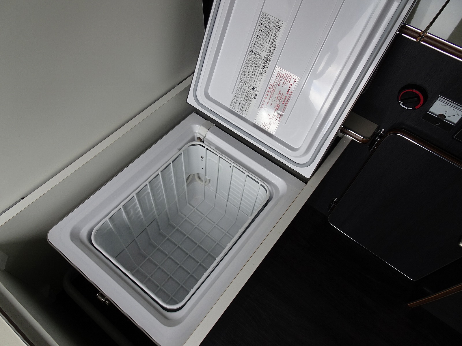 キャンピングカーバンコン