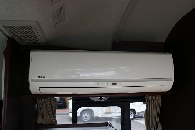 キャンピングカーバンコン