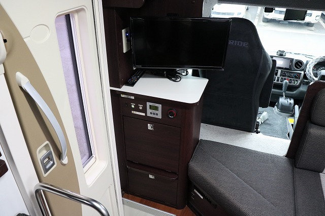 キャンピングカーキャブコン