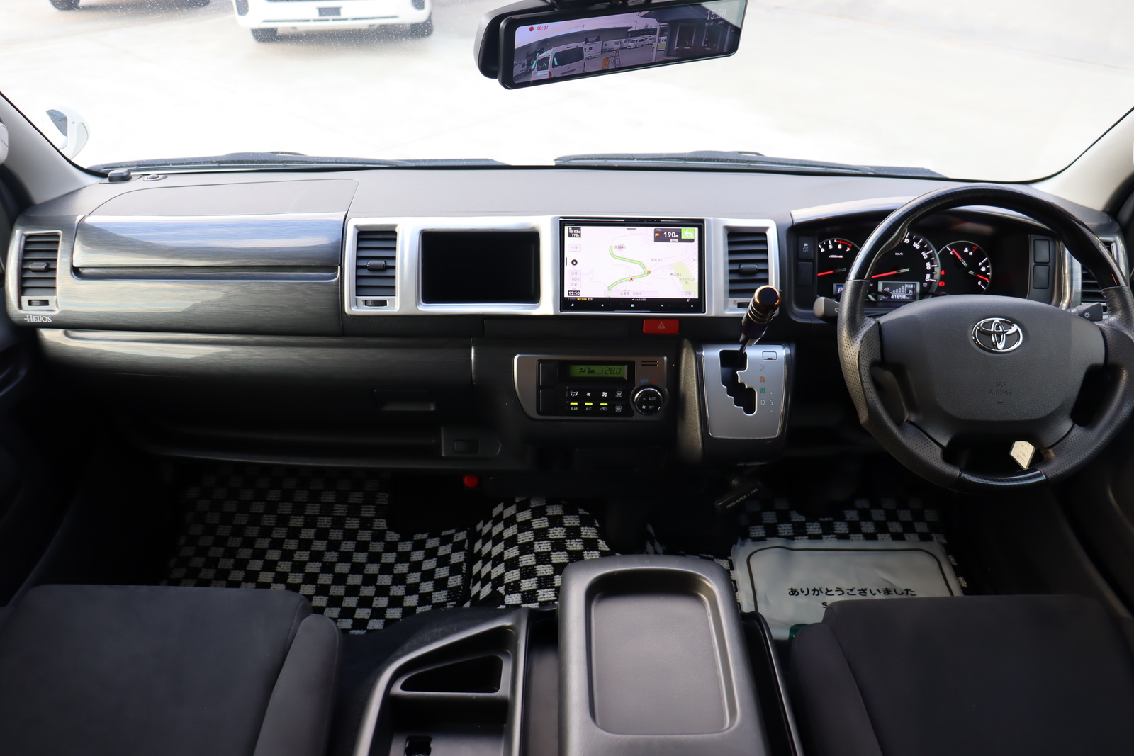 キャンピングカーバンコン