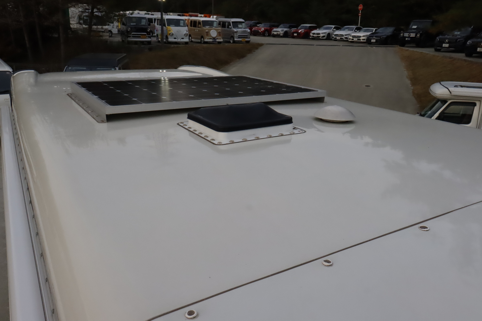 キャンピングカーキャブコン