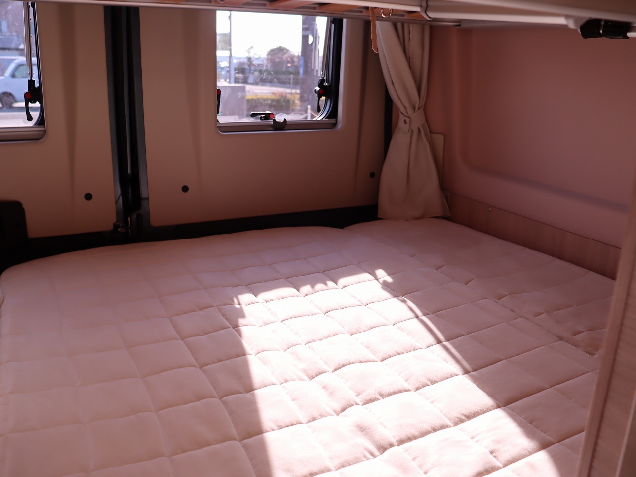 キャンピングカーバンコン