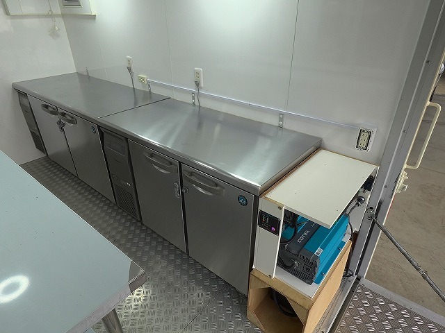 三菱キャンター