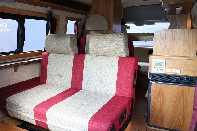 キャンピングカーバンコン