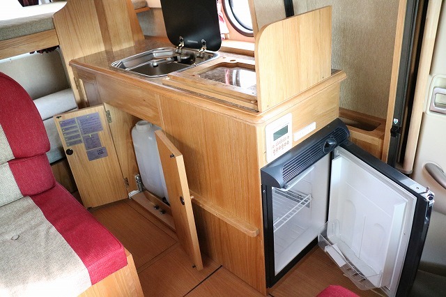 キャンピングカーバンコン