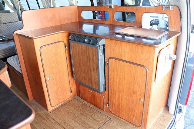 キャンピングカーバンコン