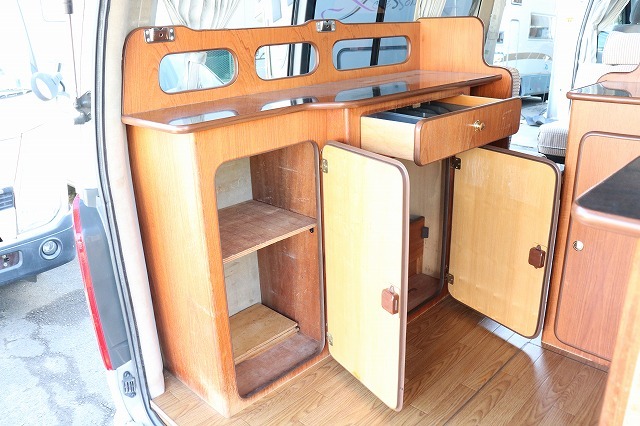 キャンピングカーバンコン