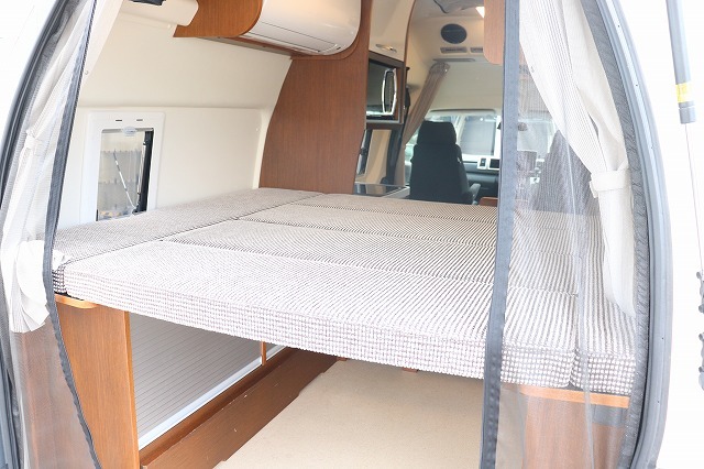 キャンピングカーバンコン