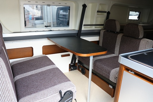 キャンピングカーバンコン