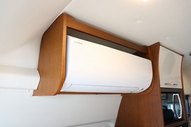 キャンピングカーバンコン