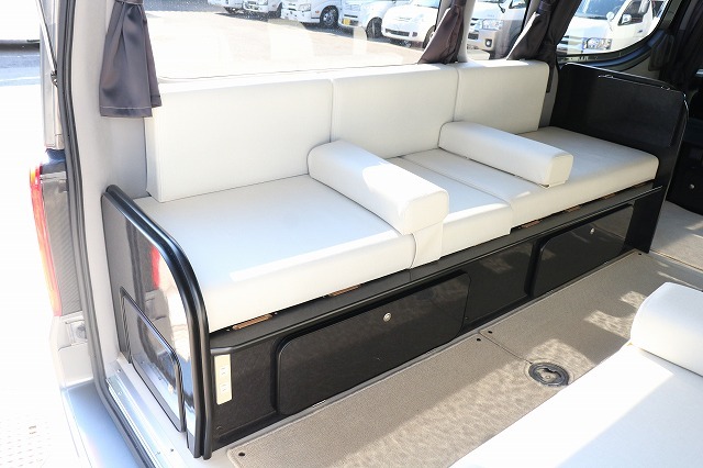 キャンピングカーバンコン