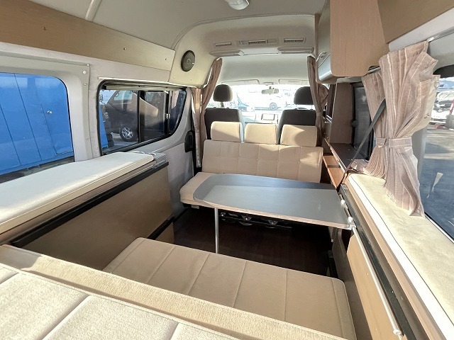 キャンピングカーバンコン