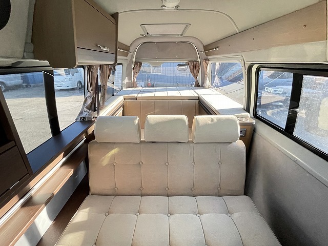 キャンピングカーバンコン