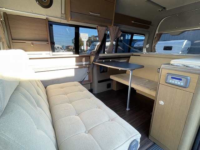 キャンピングカーバンコン