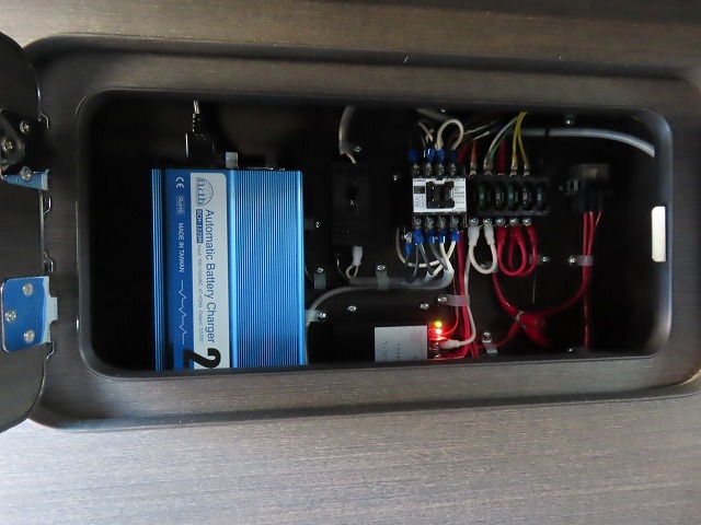 キャンピングカーバンコン