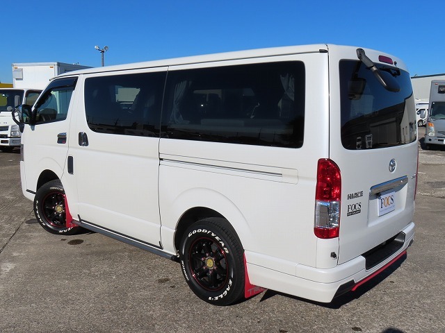 キャンピングカーバンコン