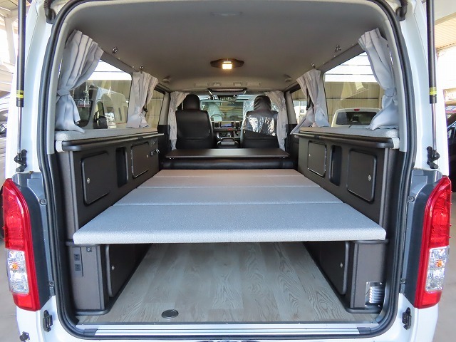 キャンピングカーバンコン