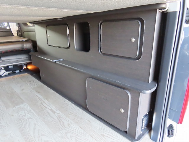 キャンピングカーバンコン