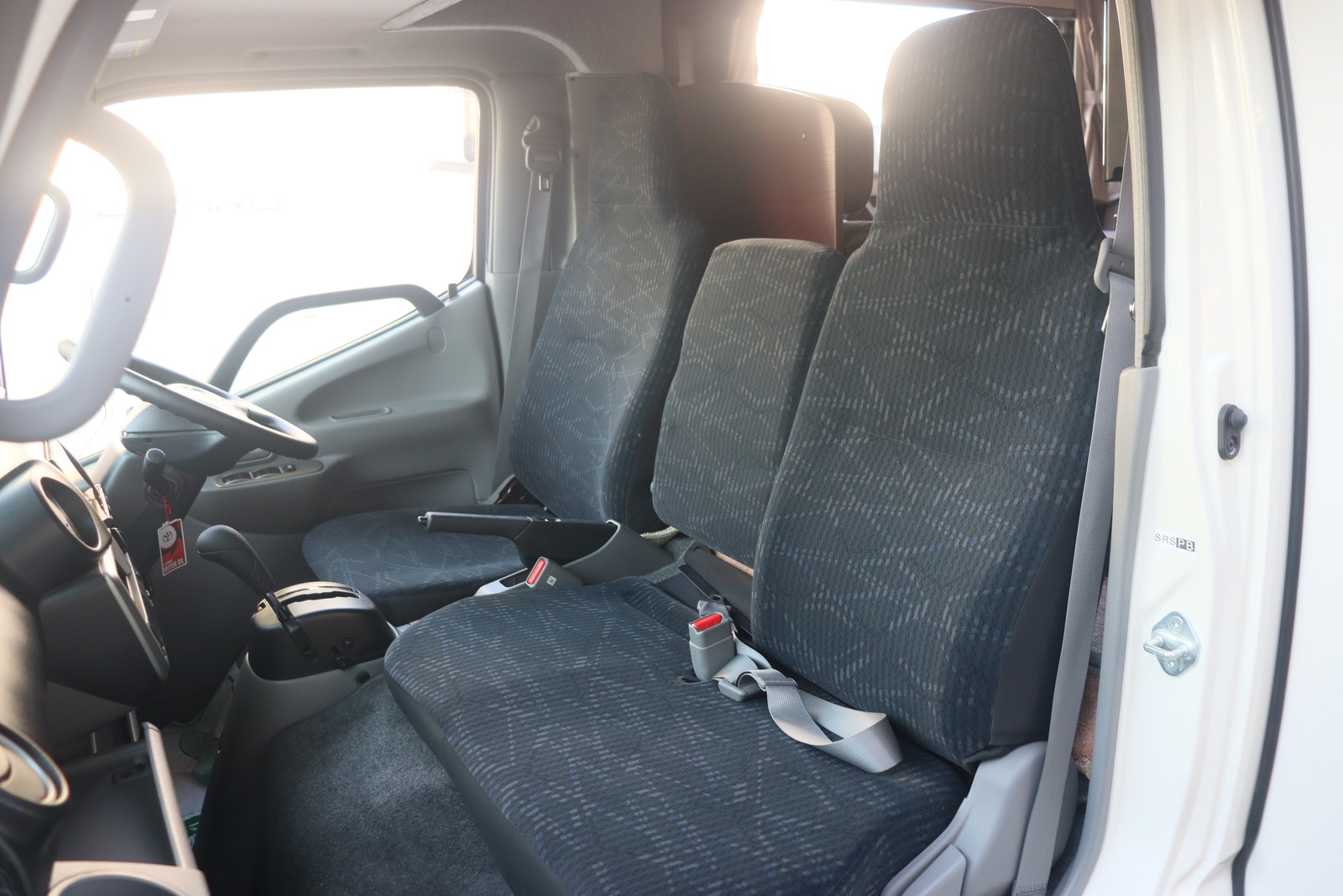 キャンピングカーキャブコン