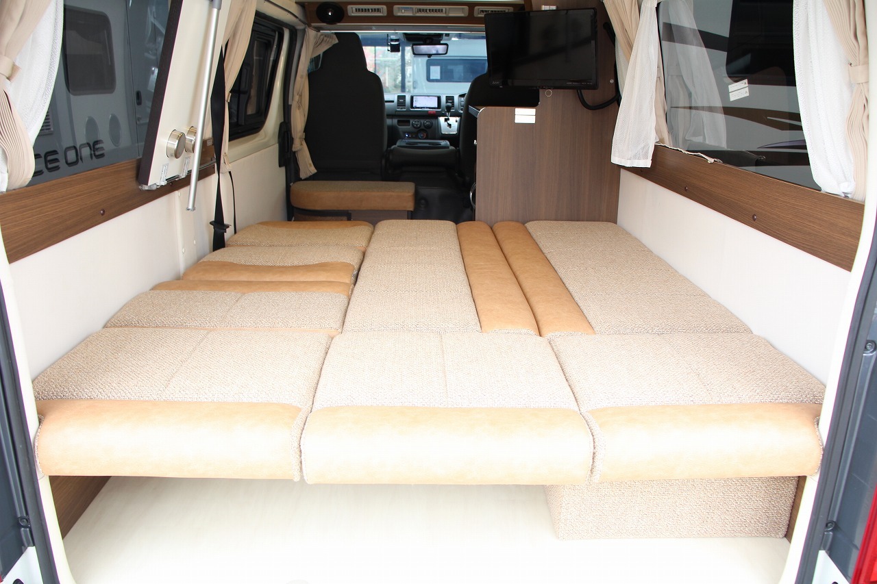 キャンピングカーバンコン