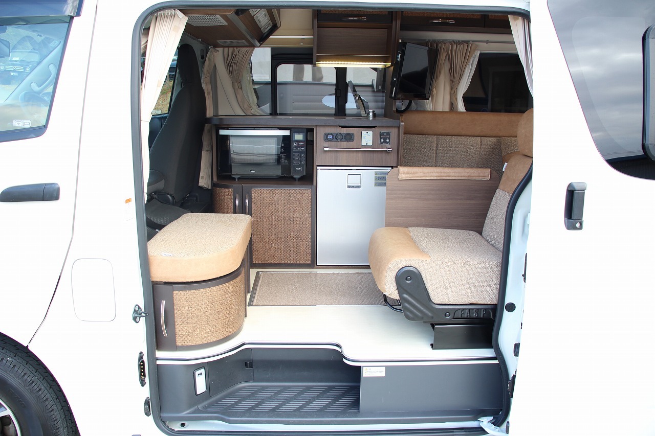 キャンピングカーバンコン