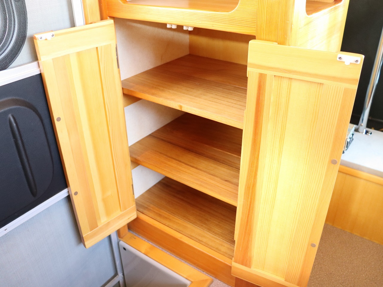 キャンピングカーキャブコン