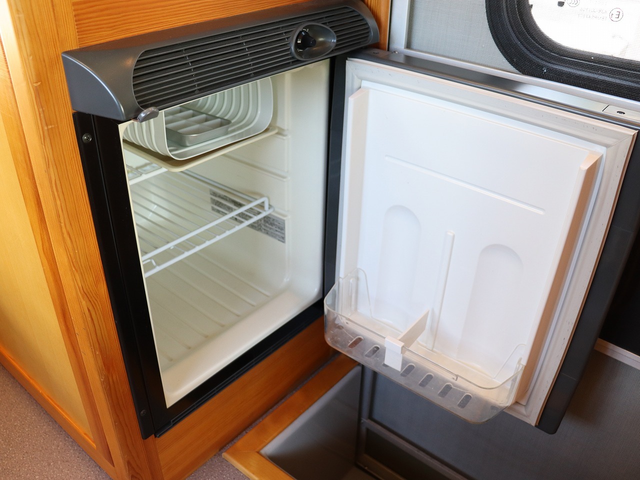 キャンピングカーキャブコン