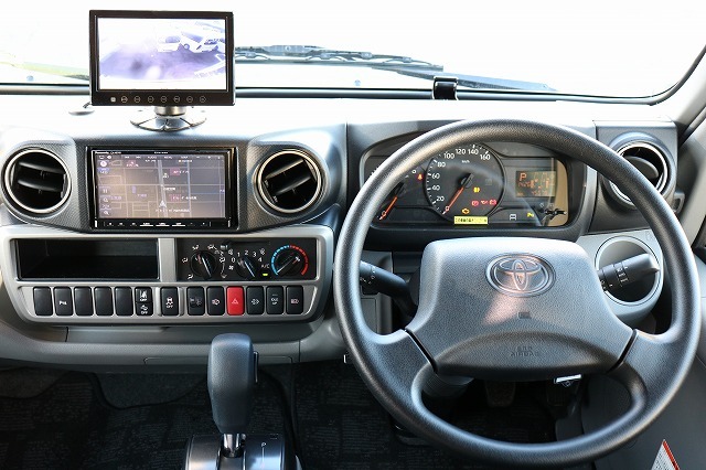 キャンピングカーキャブコン