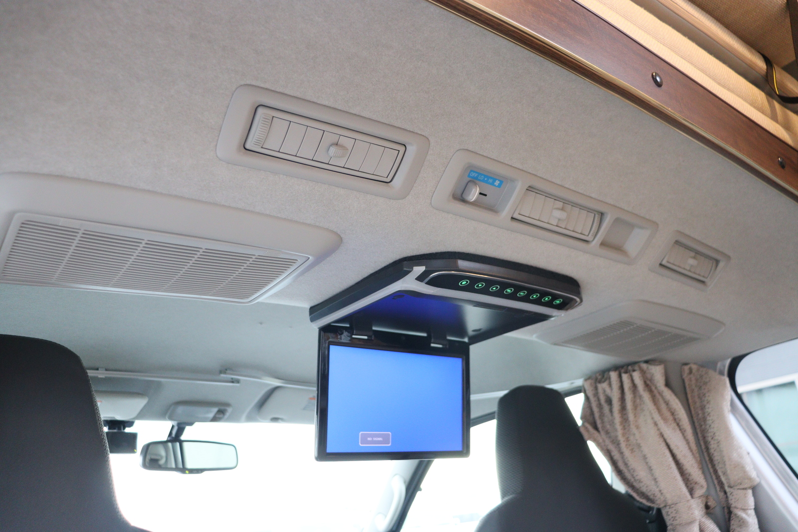 キャンピングカーバンコン