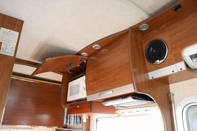 キャンピングカーキャブコン