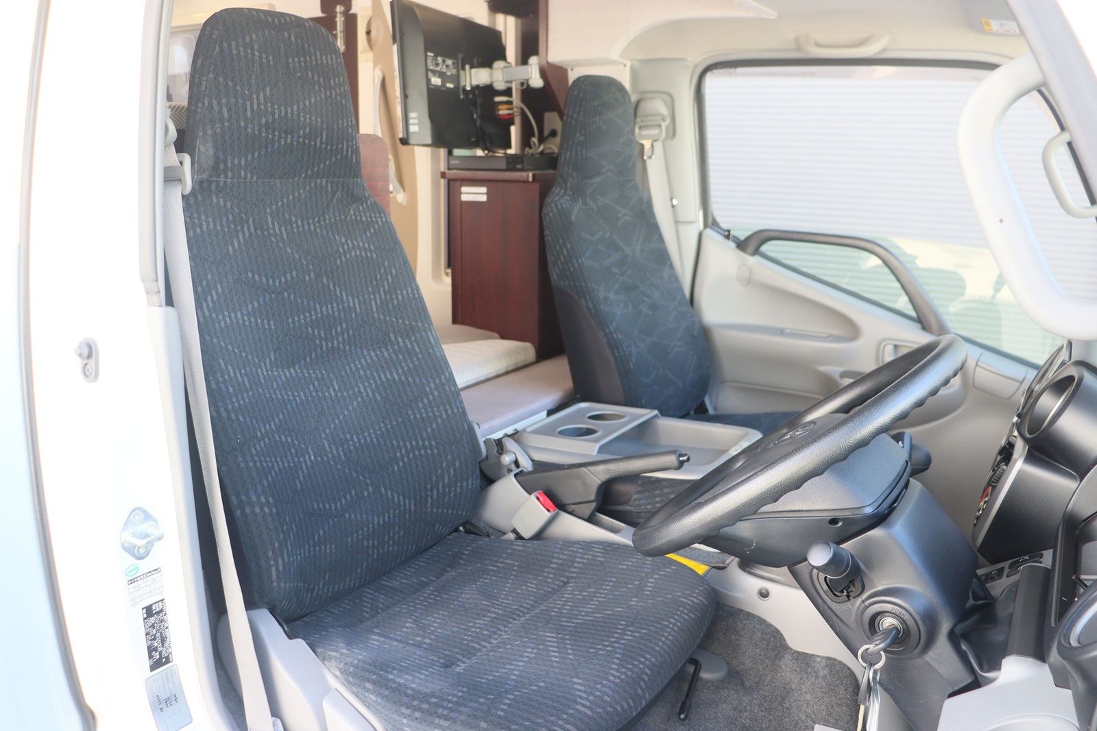 キャンピングカーキャブコン