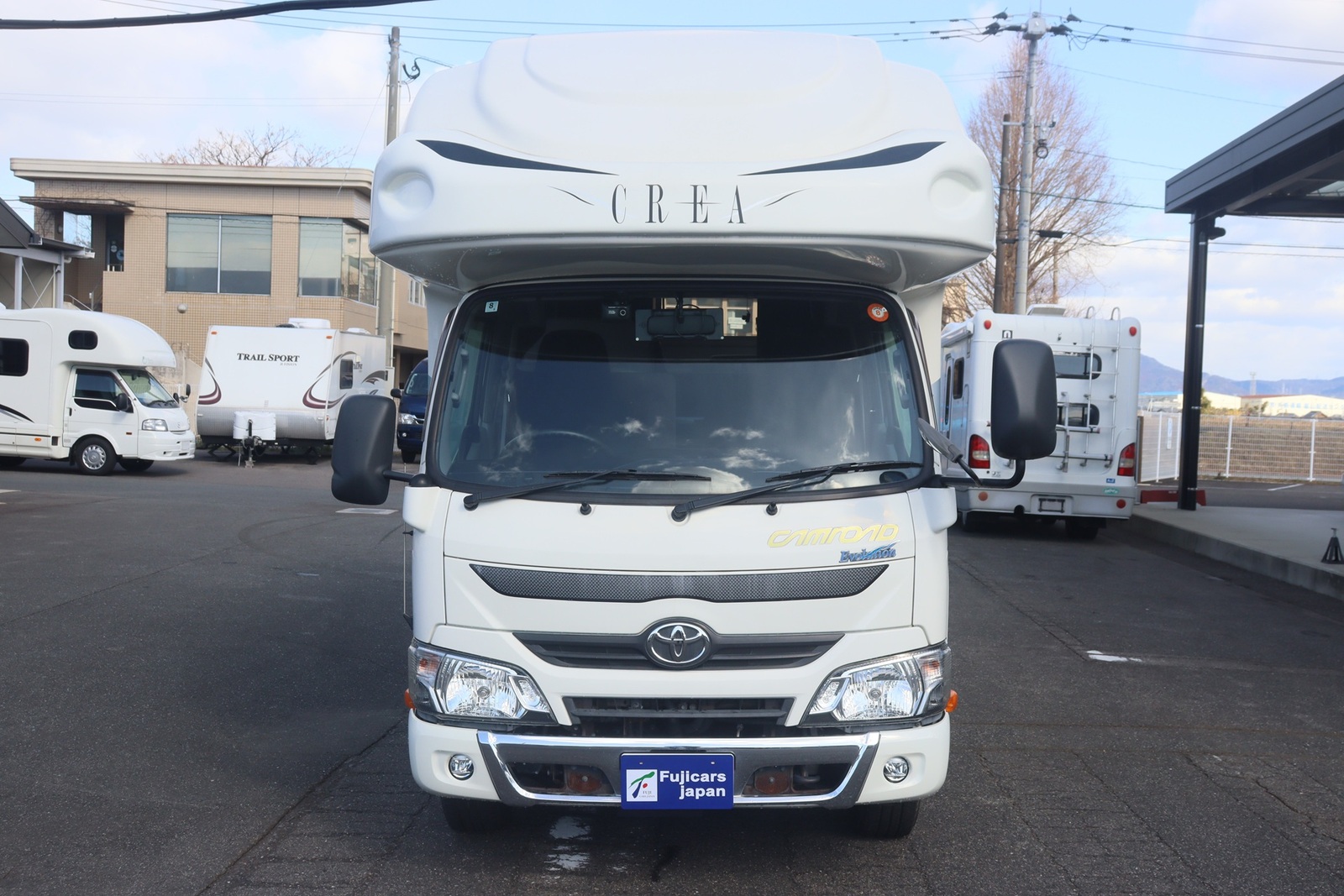 キャンピングカーキャブコン