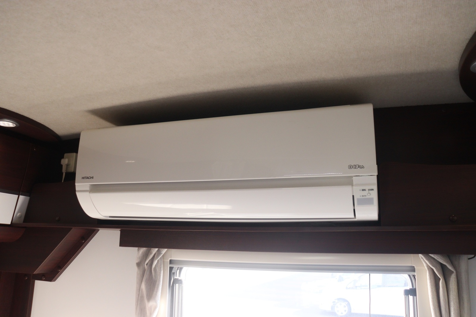 キャンピングカーキャブコン