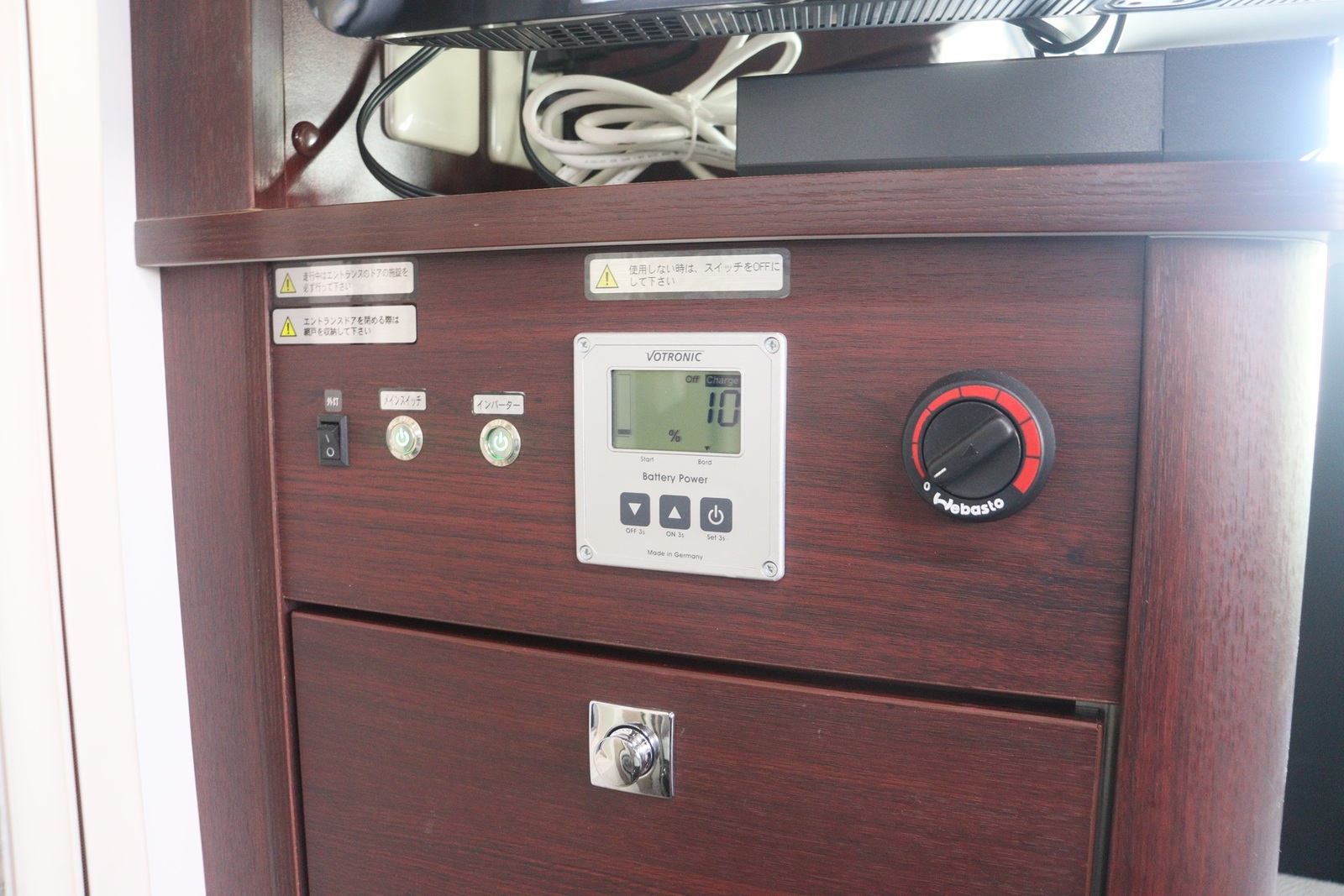 キャンピングカーキャブコン